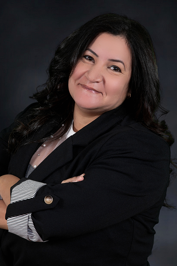 Marian - Professional Headshot 01-20-2024 - Client Galleries - Amaduzzi ...